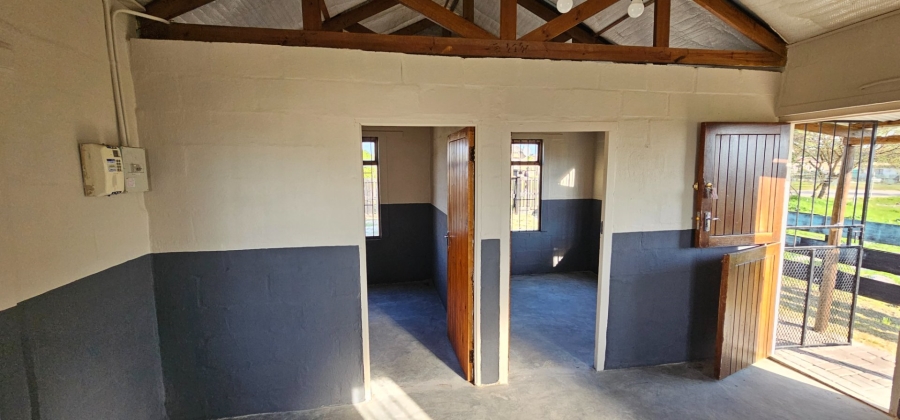 To Let 2 Bedroom Property for Rent in Theronville Western Cape